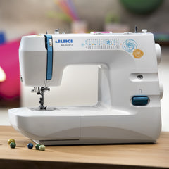 JUKI HZL-357ZP-C på bord